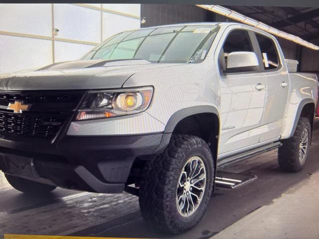 Photo of 2017 Silver Ice Metallic Chevrolet Colorado