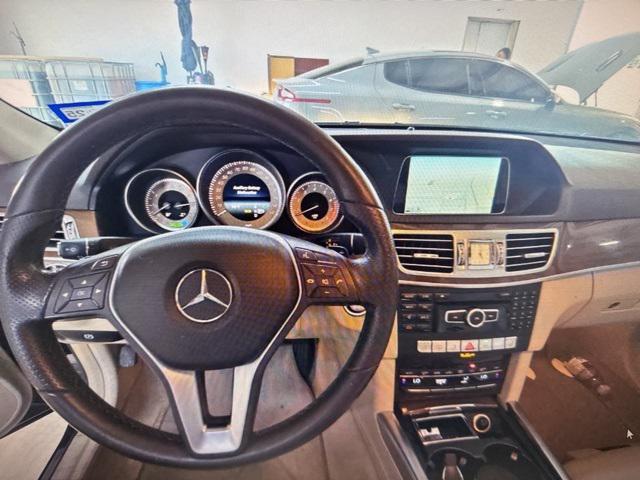 Photo of 2014 Black Mercedes-Benz E-Class