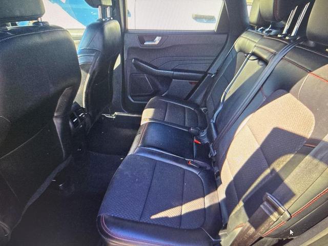 Photo of 2024 Vapor Blue Metallic Ford Escape