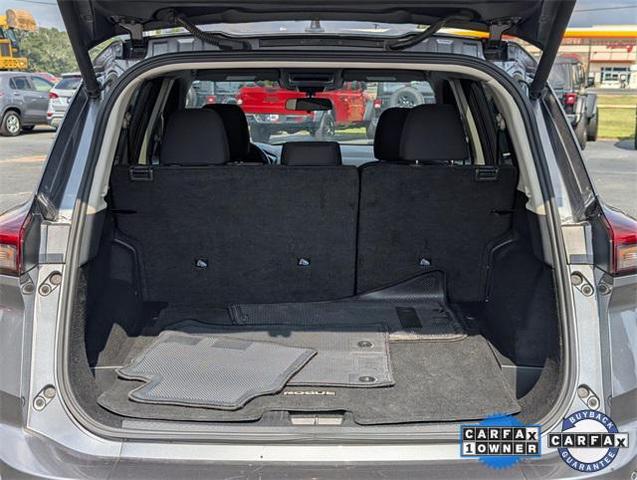 Photo of 2024 Gun Metallic Nissan Rogue
