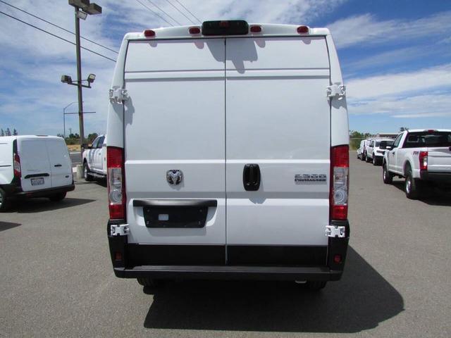 Photo of 2025 Bright White RAM ProMaster 2500