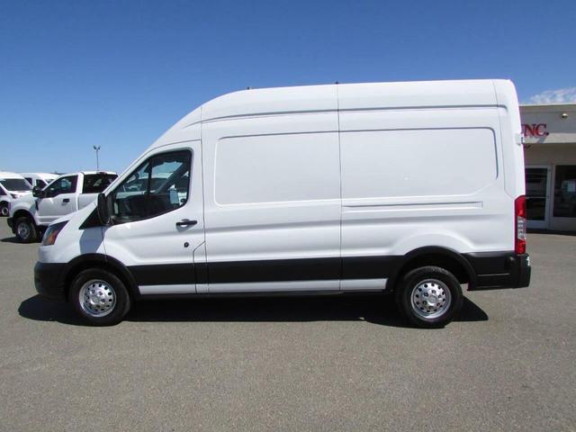 Photo of 2022 Oxford White Ford Transit-350