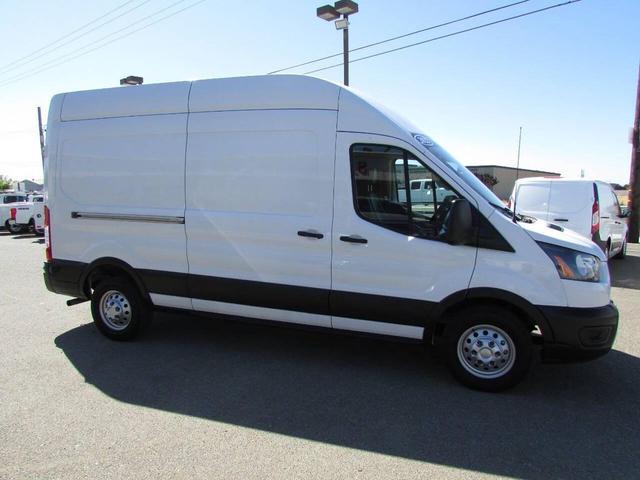 Photo of 2022 Oxford White Ford Transit-350