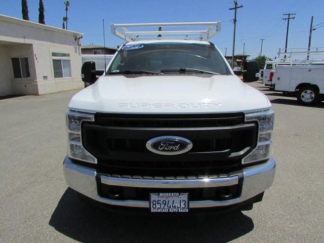 Photo of 2022 Oxford White Ford F-350