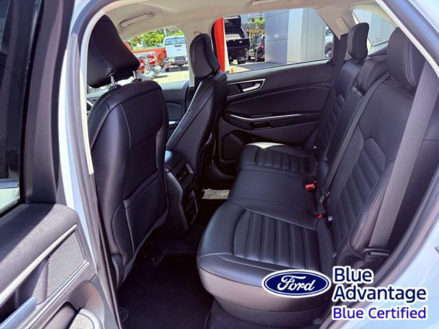 Photo of 2024 Oxford White Ford Edge