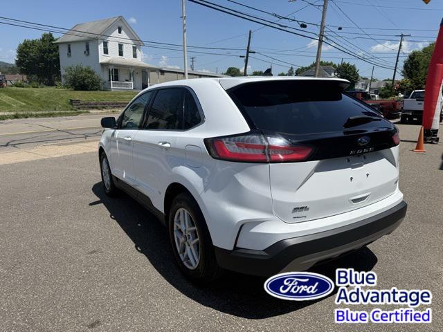 Photo of 2024 Oxford White Ford Edge