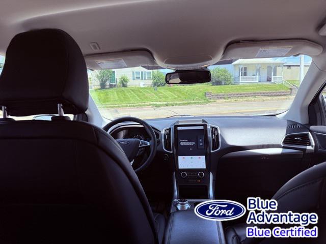 Photo of 2024 Oxford White Ford Edge
