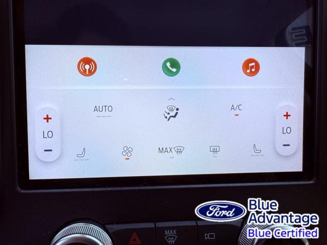 Photo of 2024 Oxford White Ford Edge