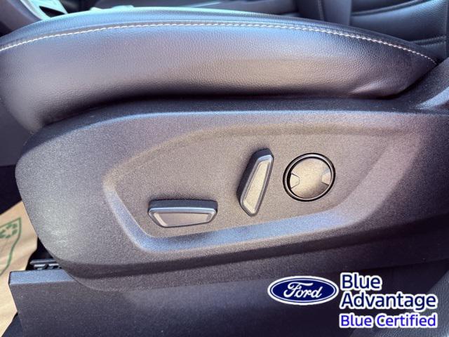 Photo of 2024 Oxford White Ford Edge