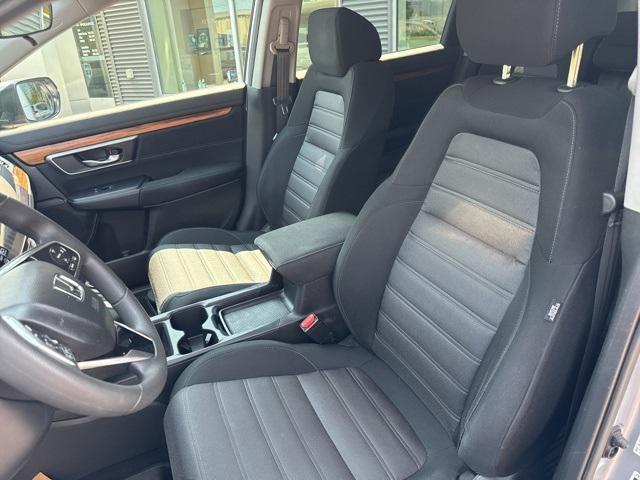 Photo of 2017 Lunar Silver Metallic Honda CR-V