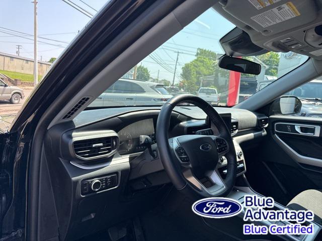 Photo of 2023 Agate Black Metallic Ford Explorer