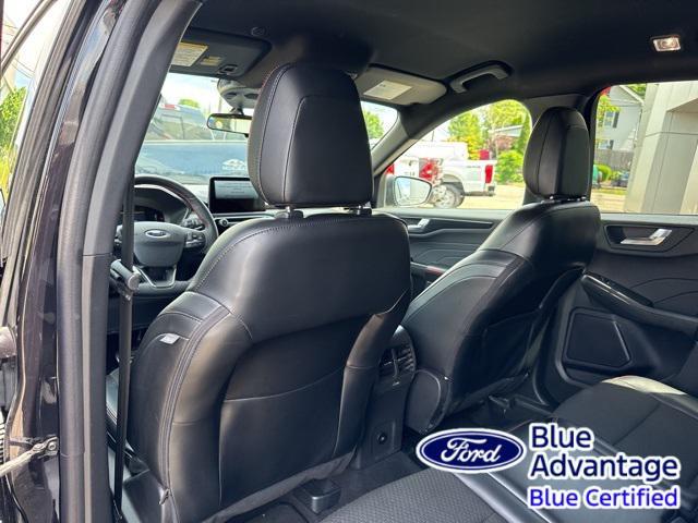 Photo of 2024 Black Metallic Ford Escape