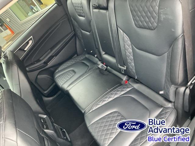Photo of 2024 Burgundy Ford Edge