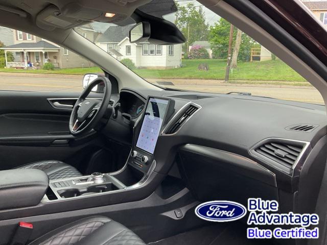 Photo of 2024 Burgundy Ford Edge