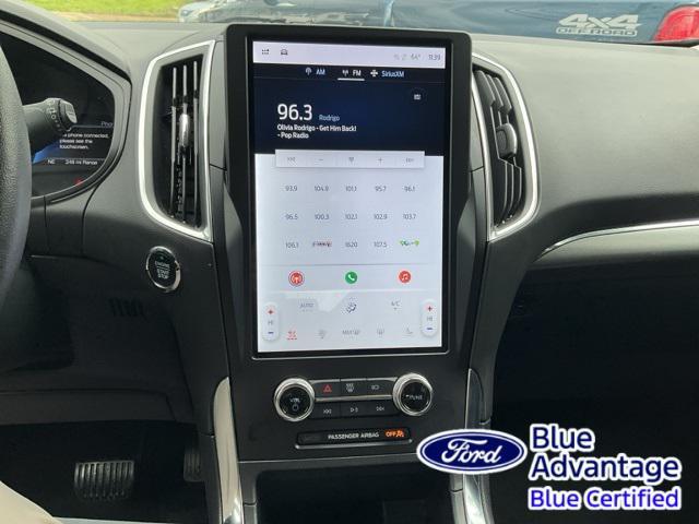 Photo of 2024 Burgundy Ford Edge