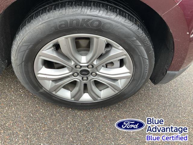 Photo of 2024 Burgundy Ford Edge