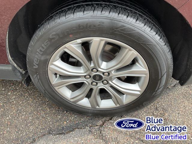 Photo of 2024 Burgundy Ford Edge