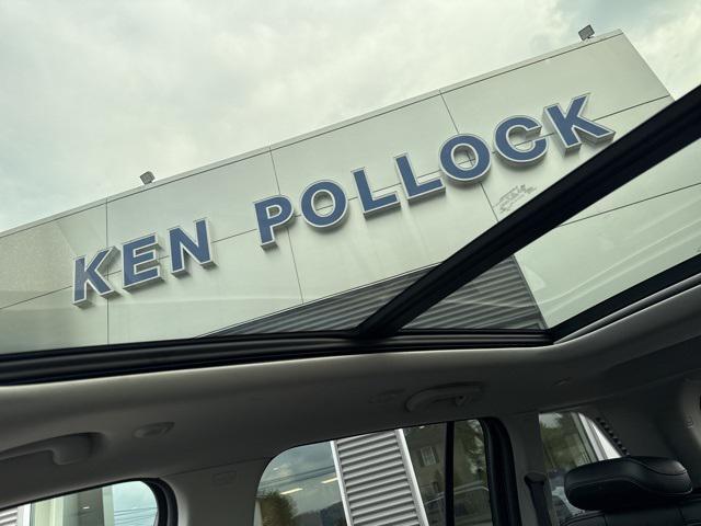 Photo of 2023 Baltic Gray Metallic Clearcoat Jeep Grand Cherokee