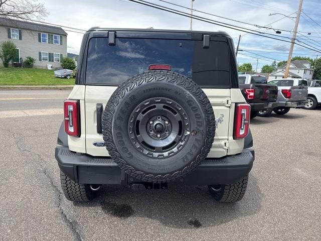 Photo of 2025 Desert Sand Ford Bronco