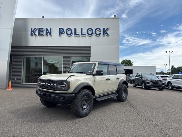 Photo of 2025 Desert Sand Ford Bronco
