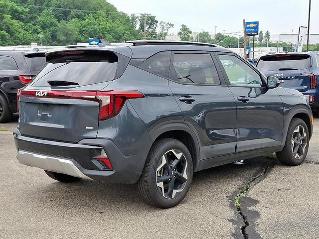 Photo of 2025 Gravity Gray Kia Seltos