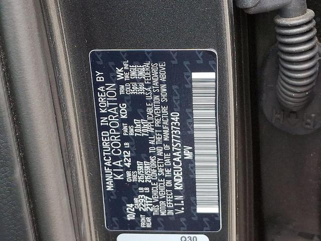 Photo of 2025 Gravity Gray Kia Seltos