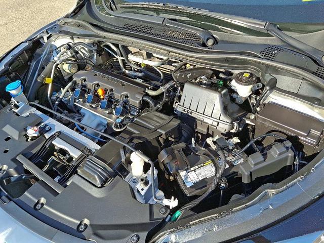 Photo of 2022 Silver Honda HR-V