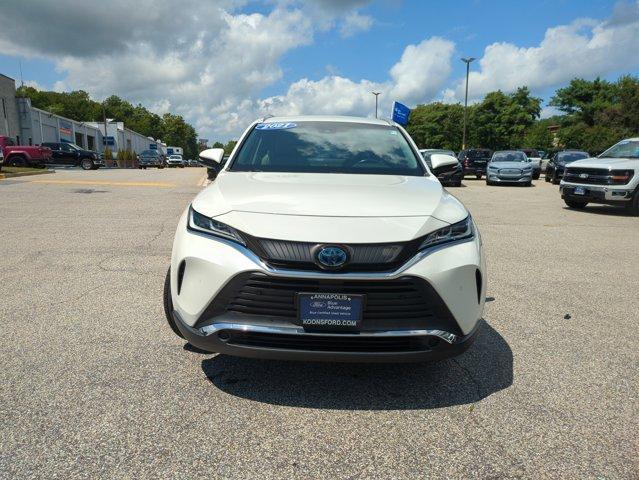 Photo of 2021 Blizzard Pearl Toyota Venza