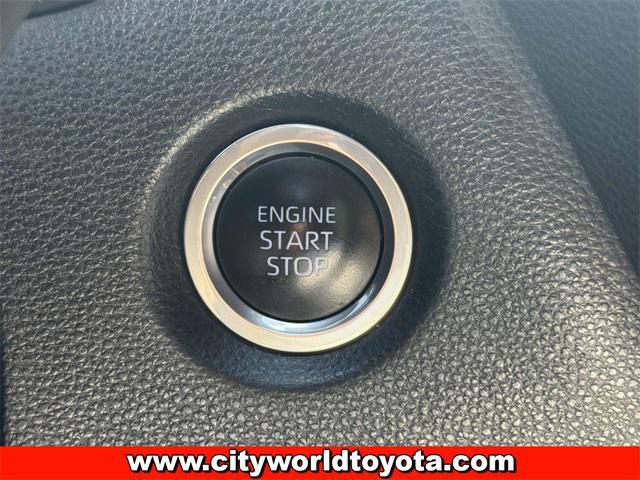 Photo of 2022 Wind Chill Pearl Toyota Corolla
