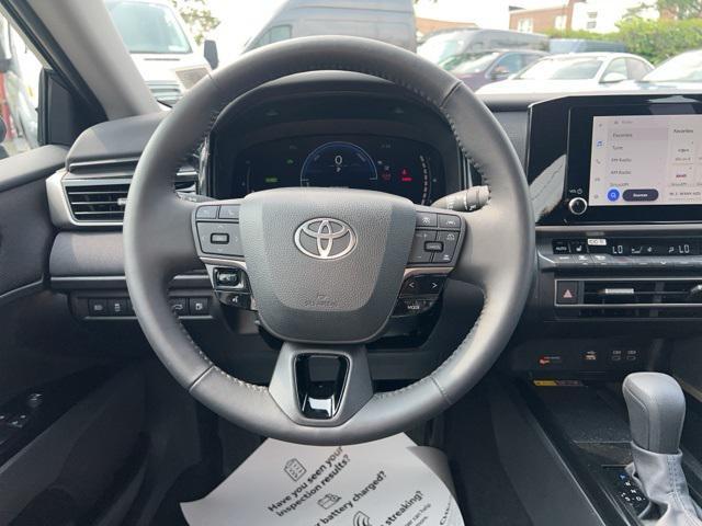 Photo of 2025 Gray Toyota Camry
