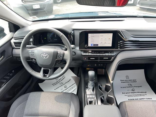 Photo of 2025 Gray Toyota Camry
