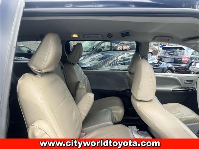 Photo of 2020 Predawn Gray Mica Toyota Sienna