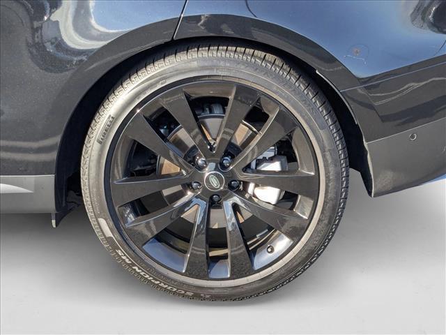Photo of 2025 Santorini Black Metallic Land Rover Range Rover Sport