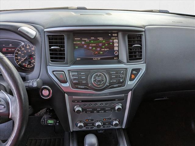Photo of 2019 Brilliant Silver Metallic Nissan Pathfinder