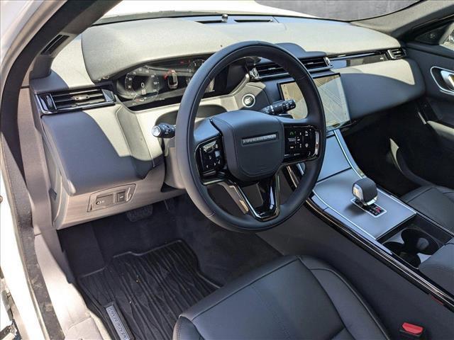 Photo of 2026 Fuji White Land Rover Range Rover Velar