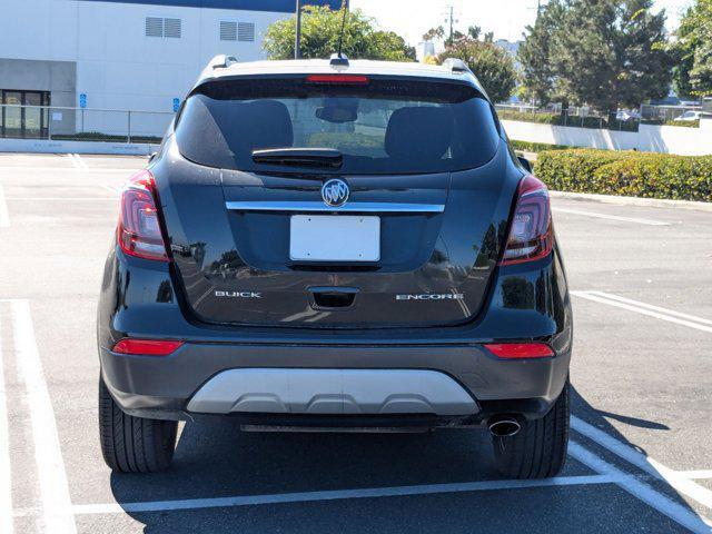 Photo of 2018 Ebony Twilight Metallic Buick Encore