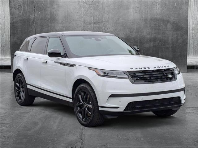 Photo of 2026 Fuji White Land Rover Range Rover Velar