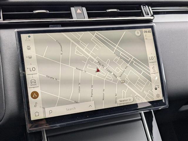 Photo of 2026 Fuji White Land Rover Range Rover Velar