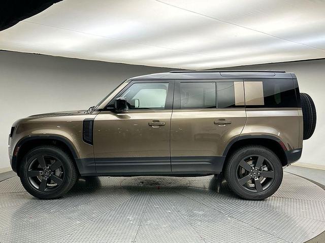 Photo of 2025 Gondwana Stone Metallic Land Rover Defender