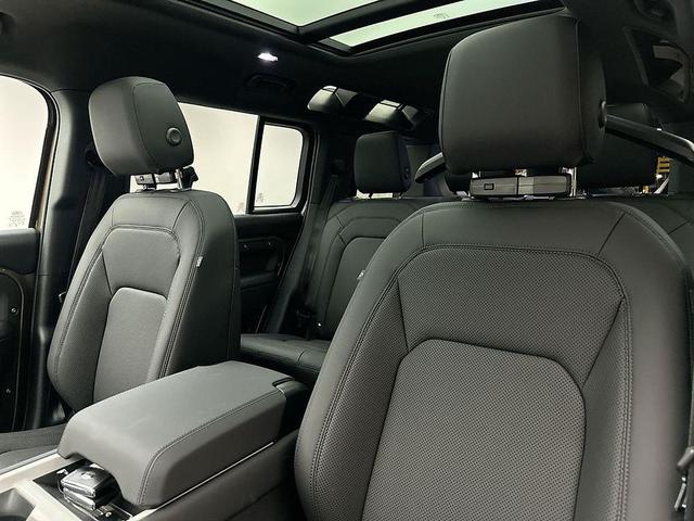 Photo of 2025 Gondwana Stone Metallic Land Rover Defender