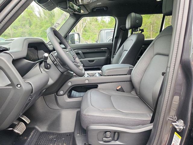 Photo of 2025 Carpathian Grey Premium Metallic Land Rover Defender