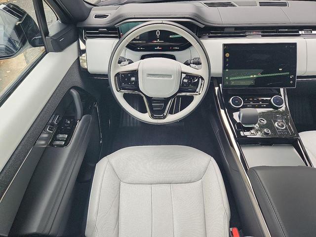 Photo of 2023 Blue Land Rover Range Rover Sport