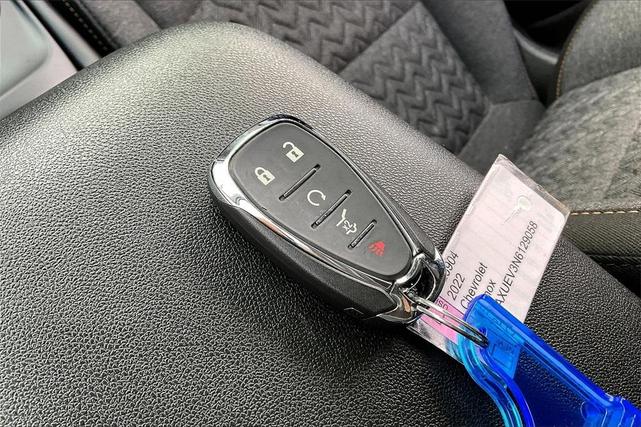 Photo of 2022 Gray Chevrolet Equinox