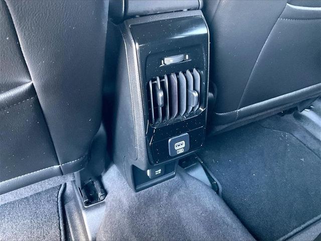 Photo of 2023 Silver Jeep Compass