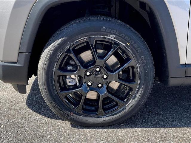 Photo of 2023 Silver Jeep Compass