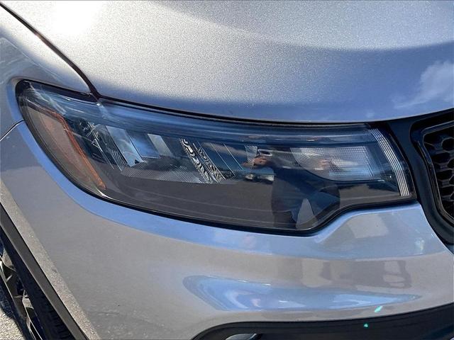 Photo of 2023 Silver Jeep Compass