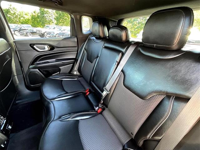 Photo of 2023 Silver Jeep Compass