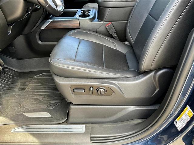 Photo of 2021 Blue GMC Sierra 1500