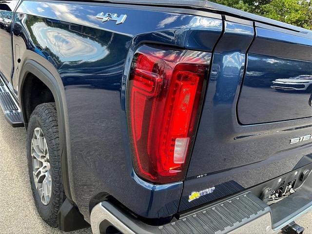 Photo of 2021 Blue GMC Sierra 1500