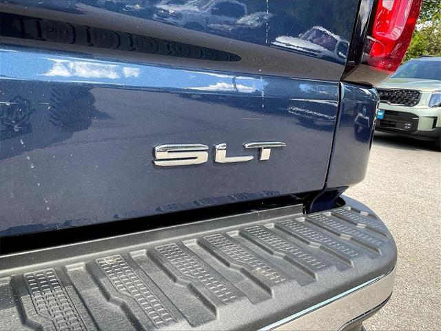Photo of 2021 Blue GMC Sierra 1500